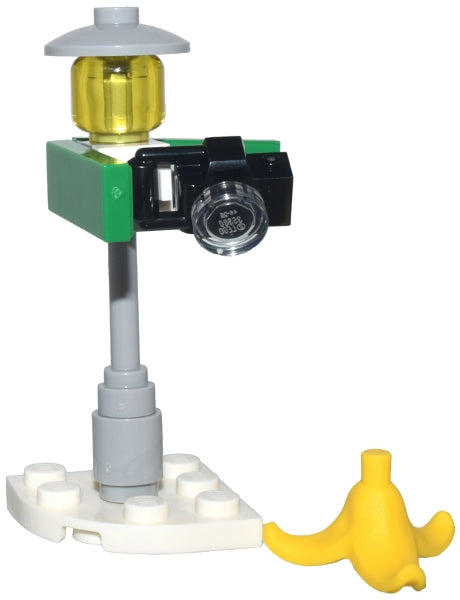 LEGO Holiday & Event 76293-5 - 76293 Advent Calendar 2024, Super Heroes, Spider-Man (Day 4) - Street Light with Camera and Banana Peel Packed inside a grip bag - Authentic LEGO Set Main Image