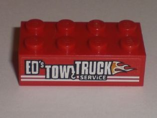 LEGO 3001pb097L - Steen 2 x 4 met 'ED'S TOW TRUCK SERVICE' patroon model linkerkant (sticker) - Set 8195