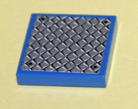 LEGO 3068pb0592 - Tegel 2 x 2 met Tread Plate en 4 Rivets Patroon (Sticker) - Set 7723