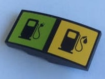 LEGO 93606pb127 - Helling, gebogen 4 x 2 met elektrisch oplaadpunt en benzinepomp patroon (sticker) - Set 60132