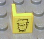 LEGO 6231pb01L - Paneel 1 x 1 x 1 hoek met Frankenstein Monster hoofd patroon linkerzijde (Sticker) - Set 8670