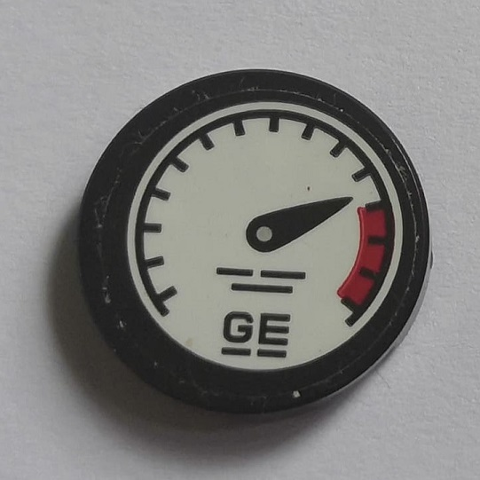 LEGO 14769pb348 - Ronde tegel 2 x 2 met Bottom Stud Holder met Gauge en 'GE' patroon (Sticker) - Set 70901
