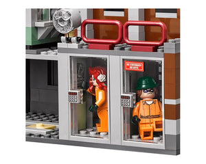 LEGO Arkham Asylum set 70912 with Poison Ivy and Riddler minifigures in prison cells, keypads, and a 'no gifts' sign.