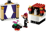 LEGO Friends 41001 Mia's Magische Trucs, Mia met podium, goochelkast en konijn