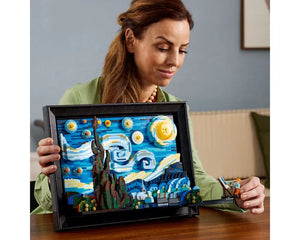 LEGO LEGO Ideas (CUUSOO) 21333 - The Starry Night (Vincent van Gogh) - Authentic LEGO Set Image 9