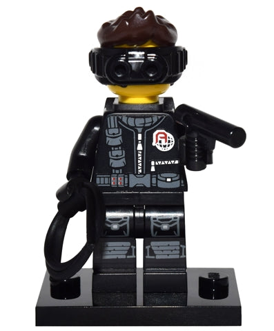 LEGO Collectible Minifigures col16-14 - col16 Spy, Series 16 (Complete Set with Stand and Accessories)