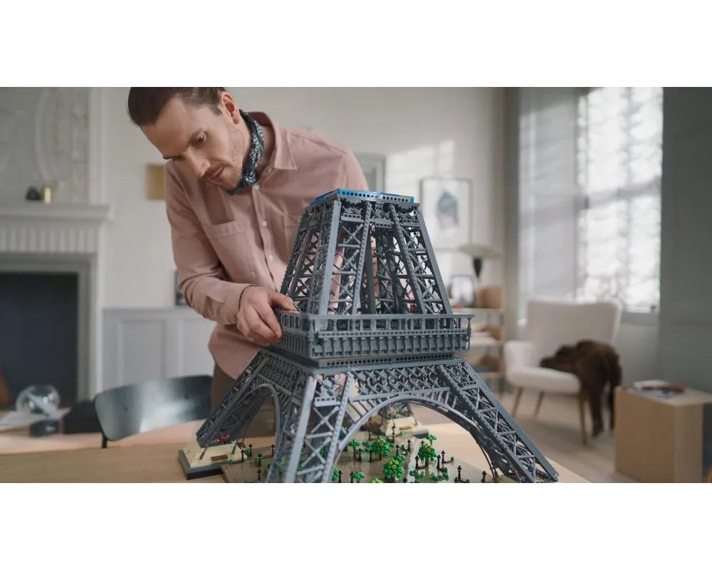 LEGO Sculptures 10307 - Eiffel tower - Authentic LEGO Set Image 3
