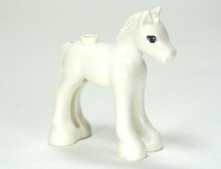 LEGO 11241pb01 - Horse, Friends Style, Baby Foal with Reddish Brown Eyes and Black Triple Eyelashes Pattern