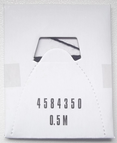 White cardboard sleeve for LEGO 4584350, showing dark string inside through a window, with 4584350 and 0.5 M printed.