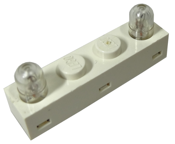 LEGO 4771c01 - Elektrische lichtsteen 1 x 4 met 2 lampen bovenop