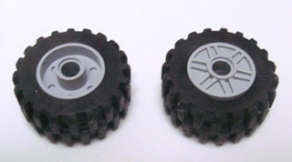 LEGO 55981c02 - Wheel 18mm D. x 14mm with Pin Hole, Fake Bolts and Shallow Spokes with Black Tire 30.4 x 14 Offset Tread (55981 / 30391)
