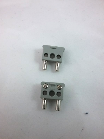 LEGO bb1136c01 - Electric, Connector, 2-Way Male Squared Narrow Long without Center Post with Center Hole