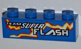 LEGO 3010pb138R - Steen 1 x 4 met 'TEAM SUPER FLASH' en Electric Spark patroon model rechterzijde (sticker) - Set 8303