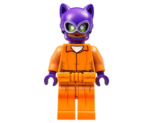 LEGO Catwoman minifigure from Arkham Asylum, wearing an orange prison uniform and a purple masked head.