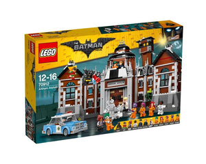 LEGO 70912 The Batman Movie Arkham Asylum set showing the detailed building, police car, and multiple minifigures.