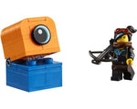 LEGO The LEGO Movie 2 30527 polybag showing an orange and blue brick-built alien invader and a Lucy minifigure with a crossbow.